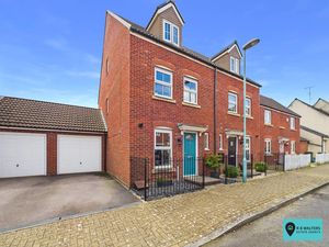 Front External - click for photo gallery